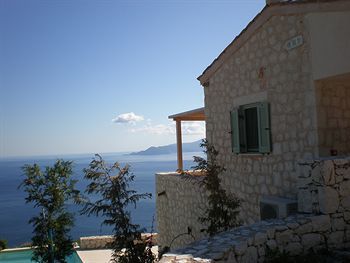 Urania Luxury Villas Pondi 외부 사진